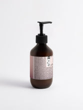 Silk Skin Hand Cream, Spices & Sandalwood - Osenya Beauty